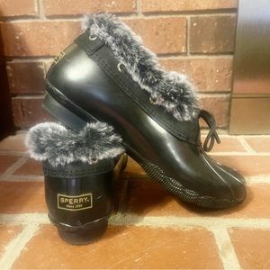 Sperry Women Saltwater 1 Eye Cozy Duck Boot Black Size 9